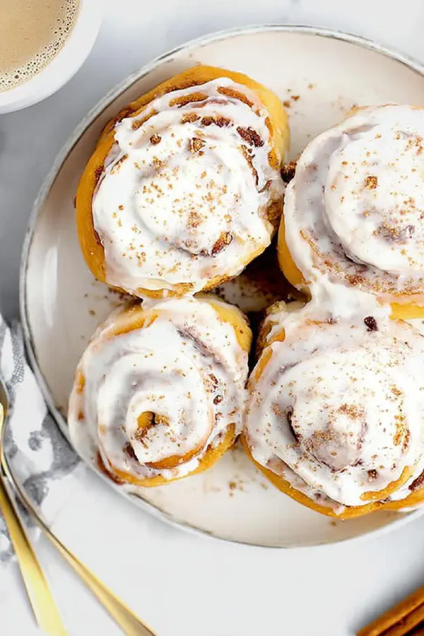 Air Fryer Cinnamon Rolls Twist