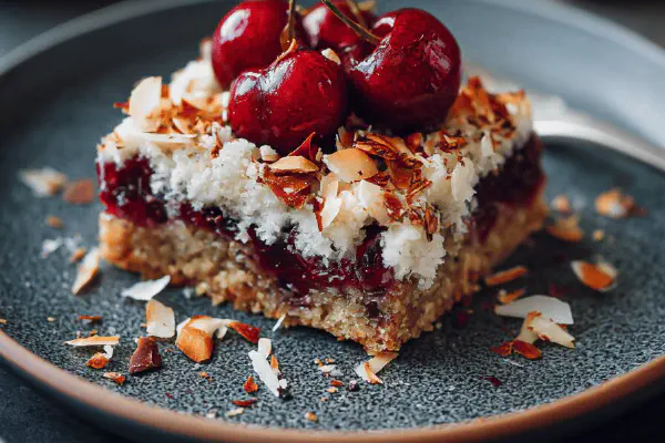Gluten-Free Strawberry Rhubarb Crisp