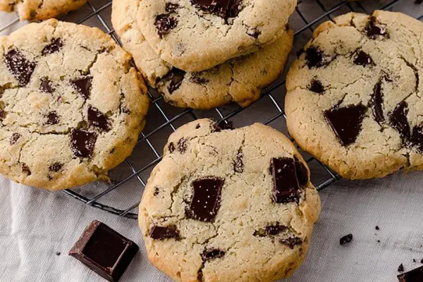 Peanut Butter Pretzel Nuggets