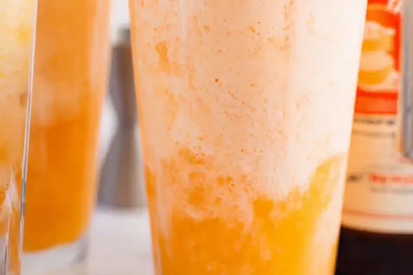 Buttery Pecan Blondies