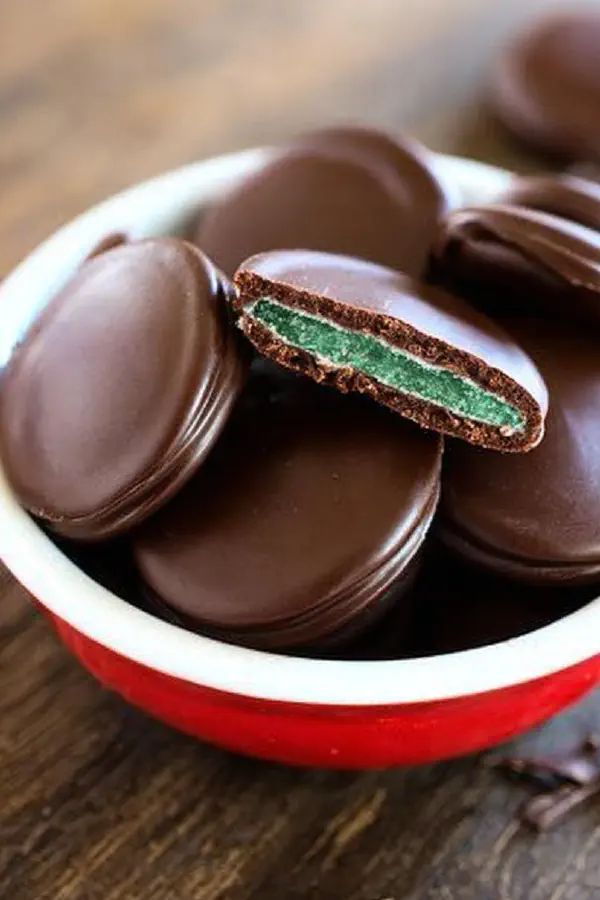 Lean Mint-Coated Dips