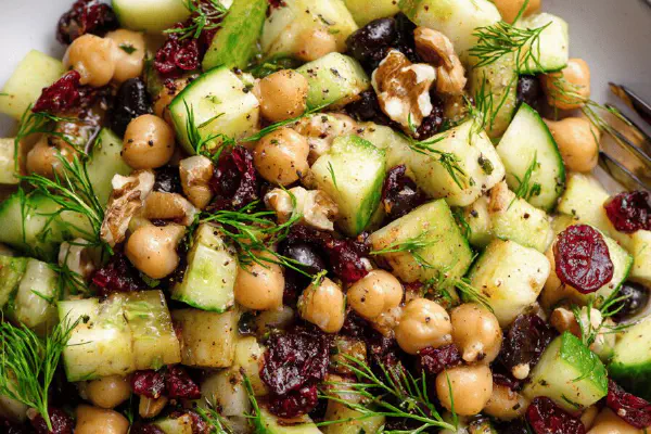 Spiced Pita Niçoise Salad