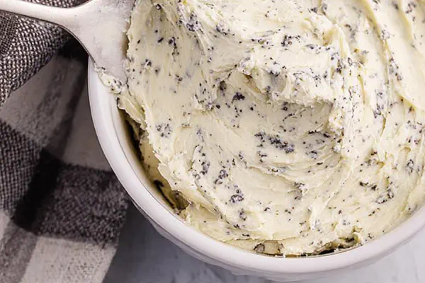 Slow-Roasted Garlic & Herb Oil