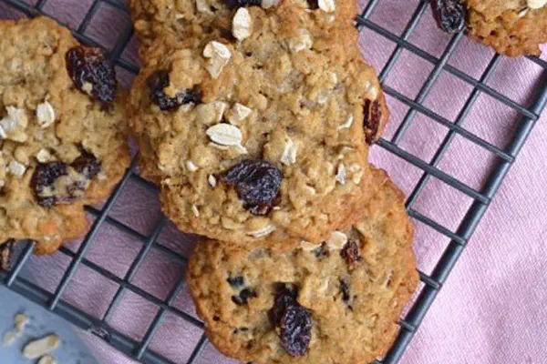 Buttery Pecan Blondies