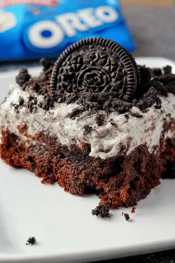 Oreo Poke Cake Remix