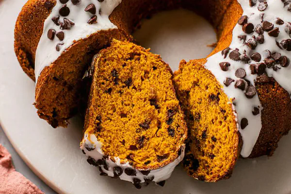 Twisted Magic Custard Cake