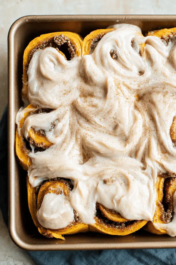 Pumpkin Cinnamon Rolls Remix