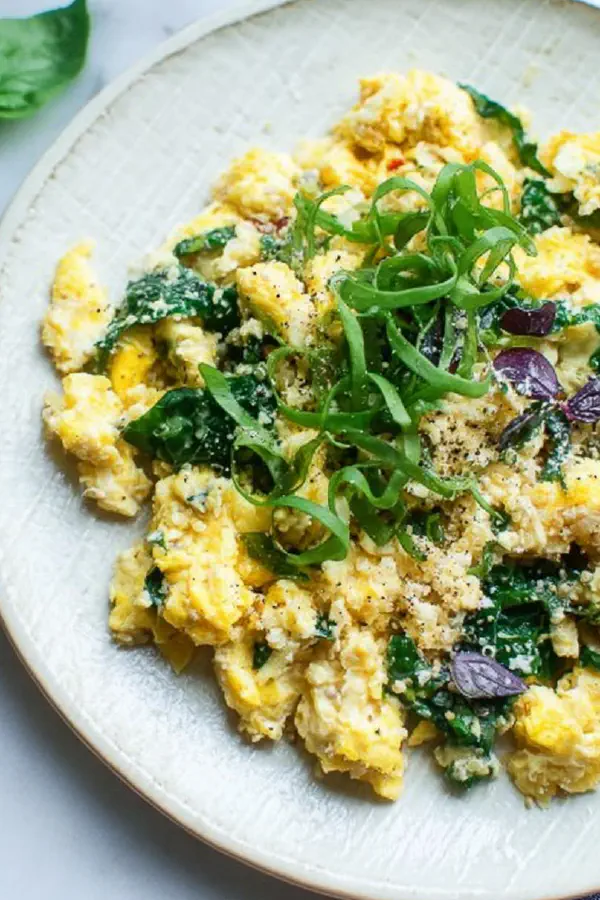 Quinoa Spinach Scramble