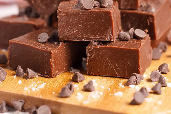 Slow Cooker Cheesecake Twist