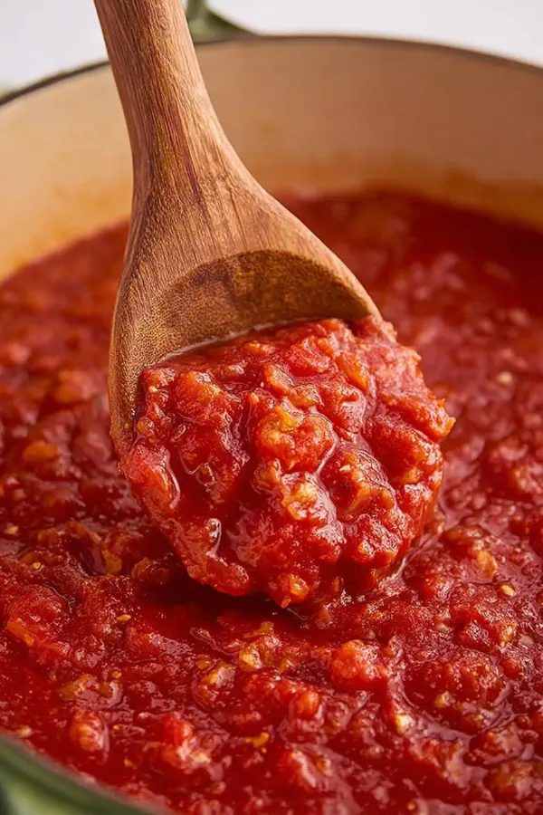 Rustic Garlicky Tomato Sauce