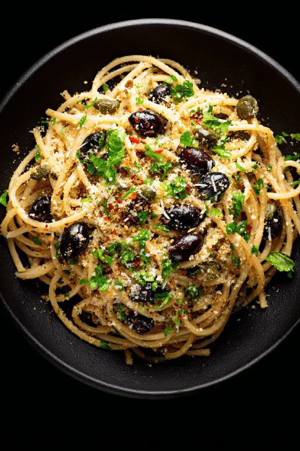 Spaghetti with Anchovies and Crunch
