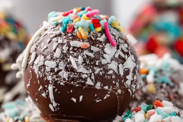 Peppermint White Hot Cocoa